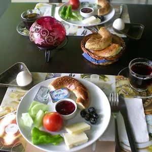 Otel Maviev, Çeşme